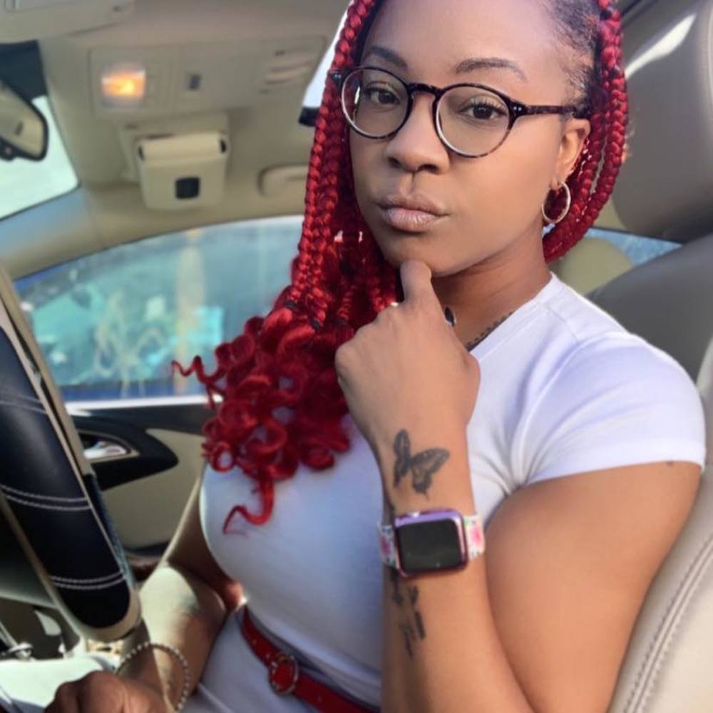 Meet your Posher, Angie